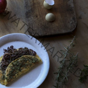 Omelet with Red Onion, Rosemary, and Oregano